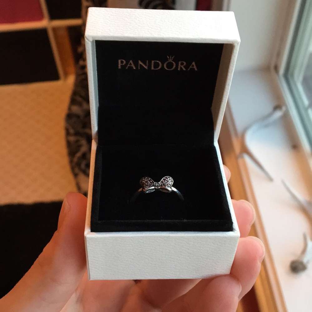 Pandora Ring